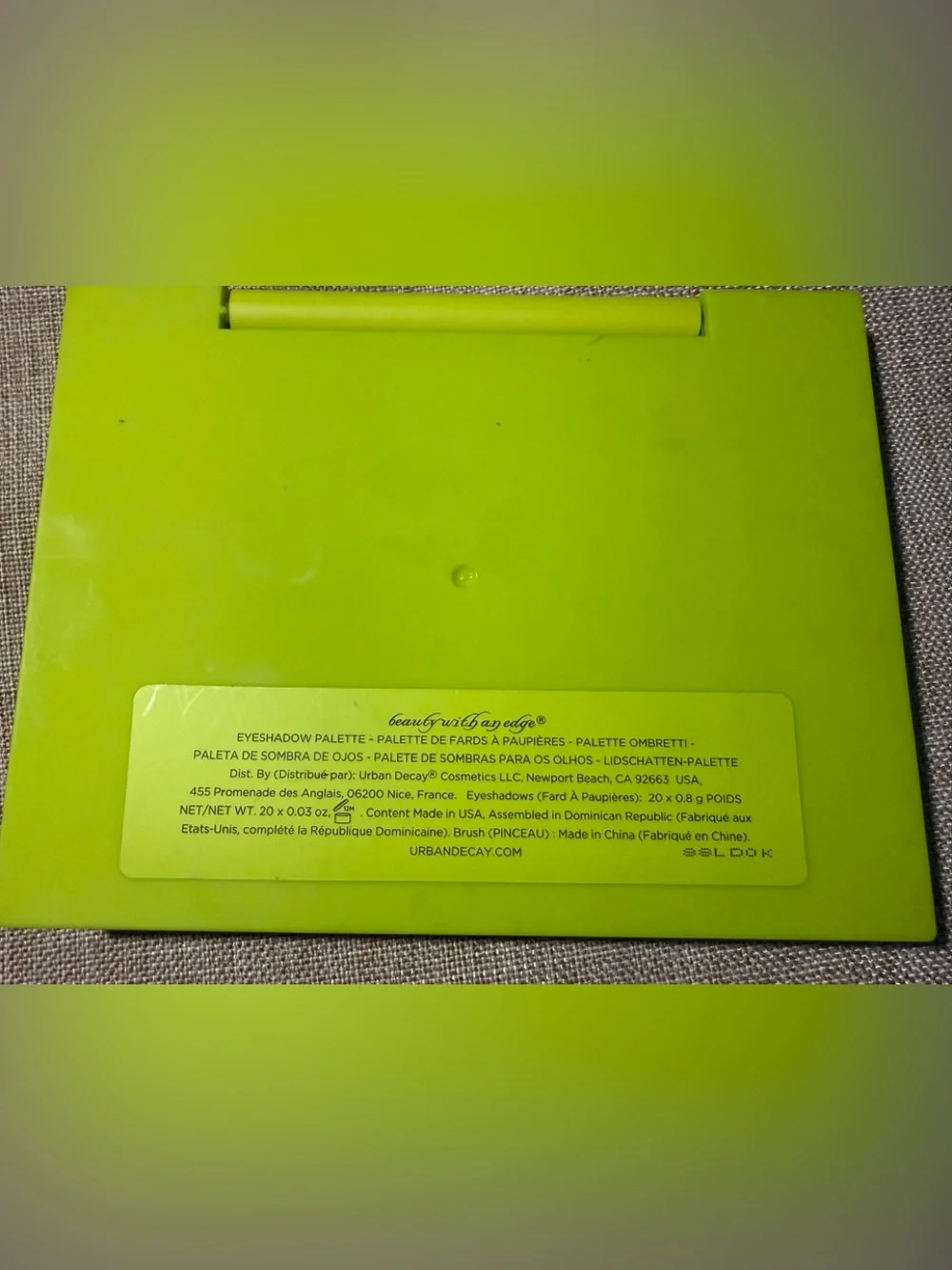 Urban Decay Vice LTD Neon Lime Green Eyeshadow Palette - Picture 5 of 6